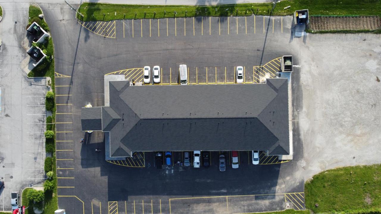 Days Inn By Wyndham Indianapolis East Post Road Exteriér fotografie