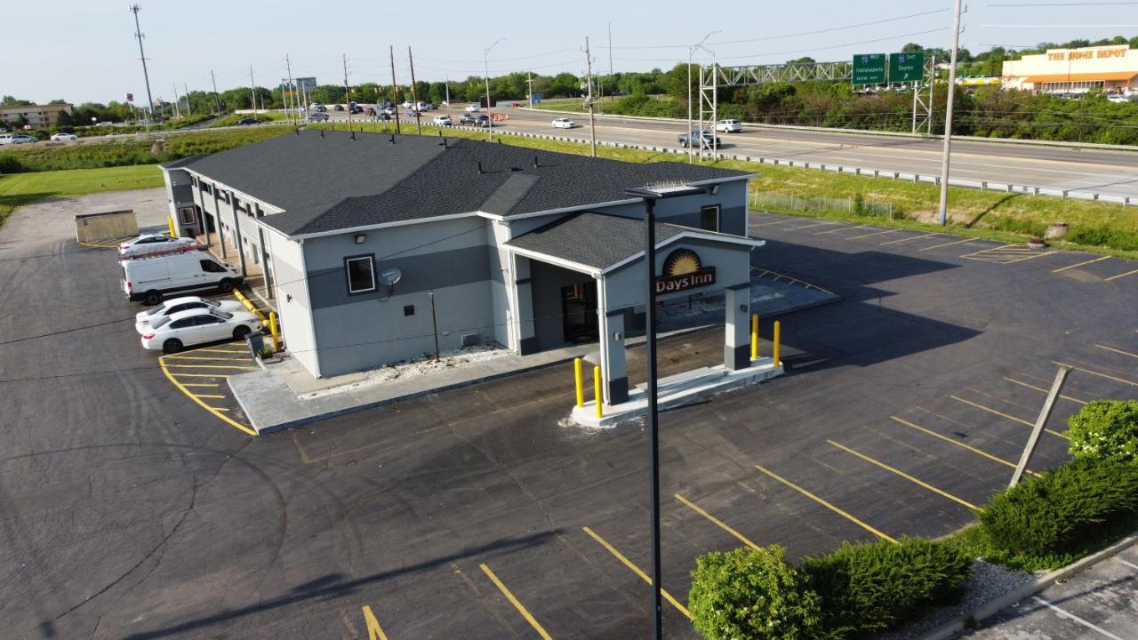 Days Inn By Wyndham Indianapolis East Post Road Exteriér fotografie